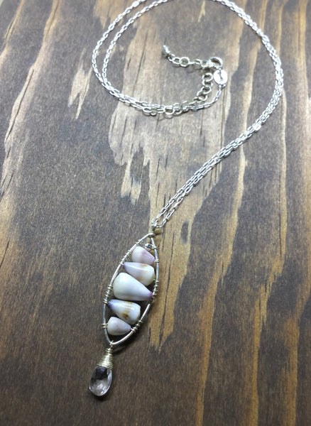 Hawaiian Shell Mini Oval Necklace